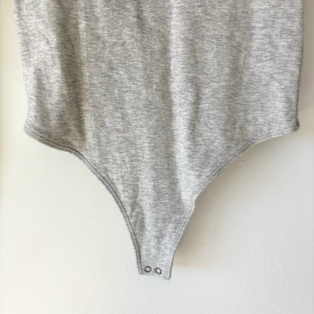 Abercrombie & Fitch Grey Long Sleeve V Neck Thong Bodysuit Cotton Blend Fitted - Picture 4 of 9